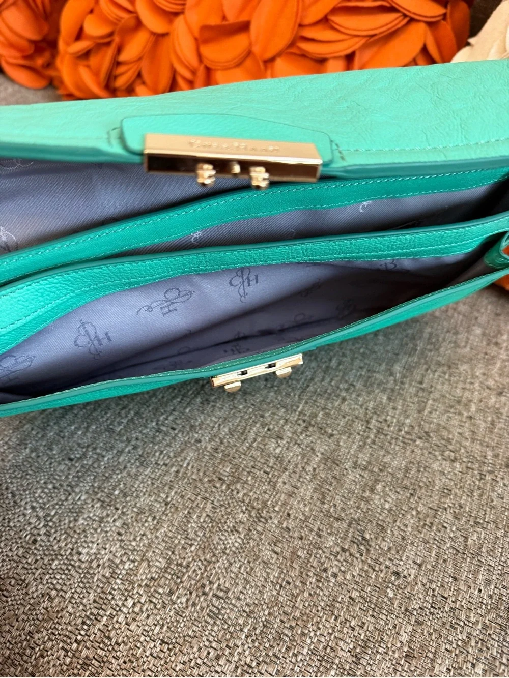 ❣️🆕Vintage Cole Haan Zoe Izzie Clutch in Green Thumb Leather $198 MSRP❣️